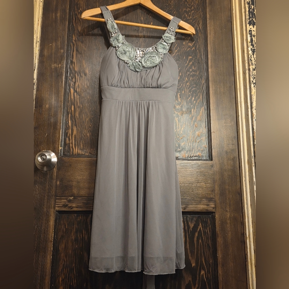 Studio Y Gray Midi Dress with Floral Neckline